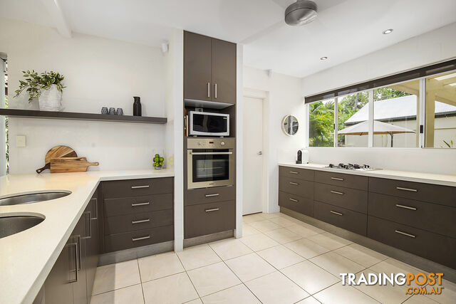 20 Solander Boulevard Port Douglas QLD 4877