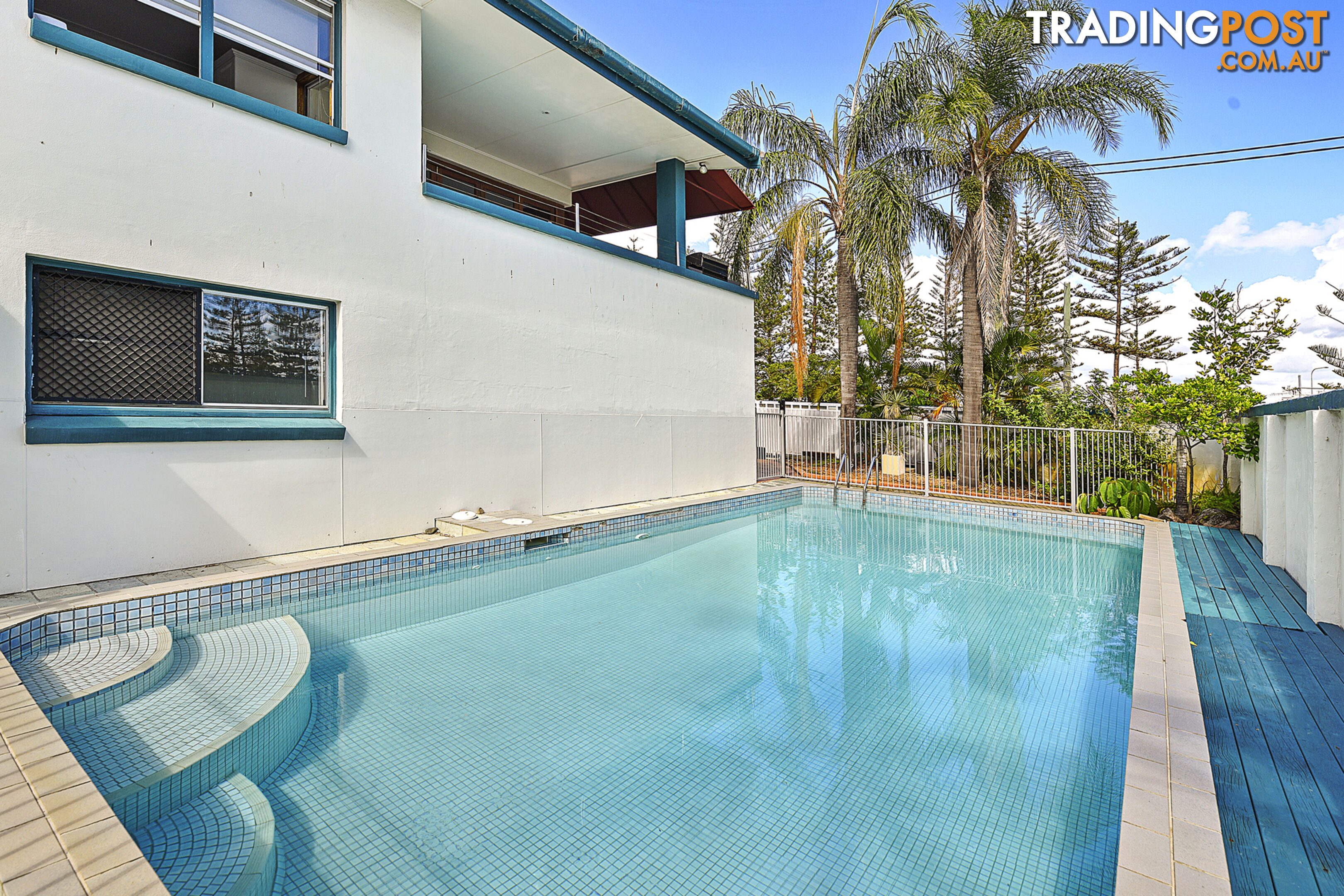 21 Rankin Parade Main Beach QLD 4217