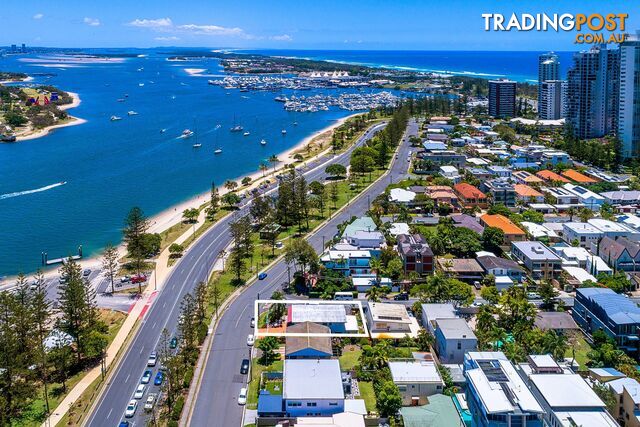 21 Rankin Parade Main Beach QLD 4217