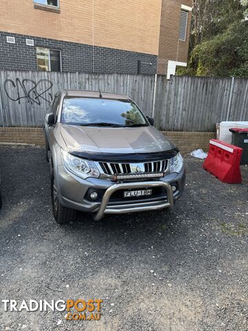 2016 Mitsubishi Triton MR GLX SUV Automatic