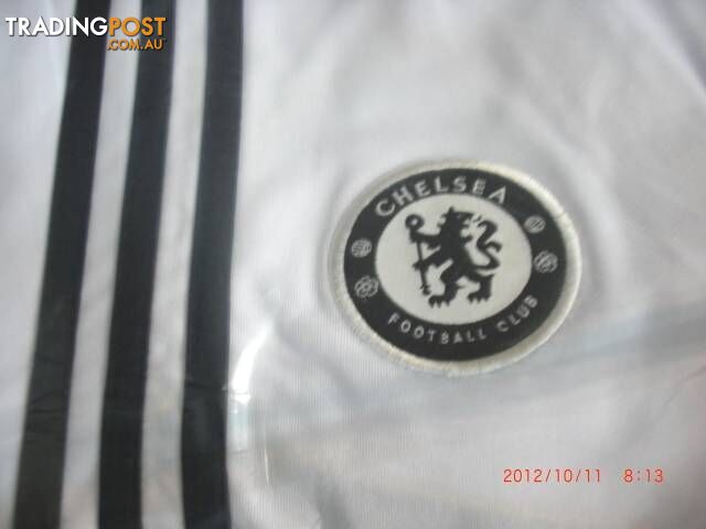 CHELSEA FOOTBALL CLUB NEW WITH TAGS SIZE 2XL TOP + **SHORTS