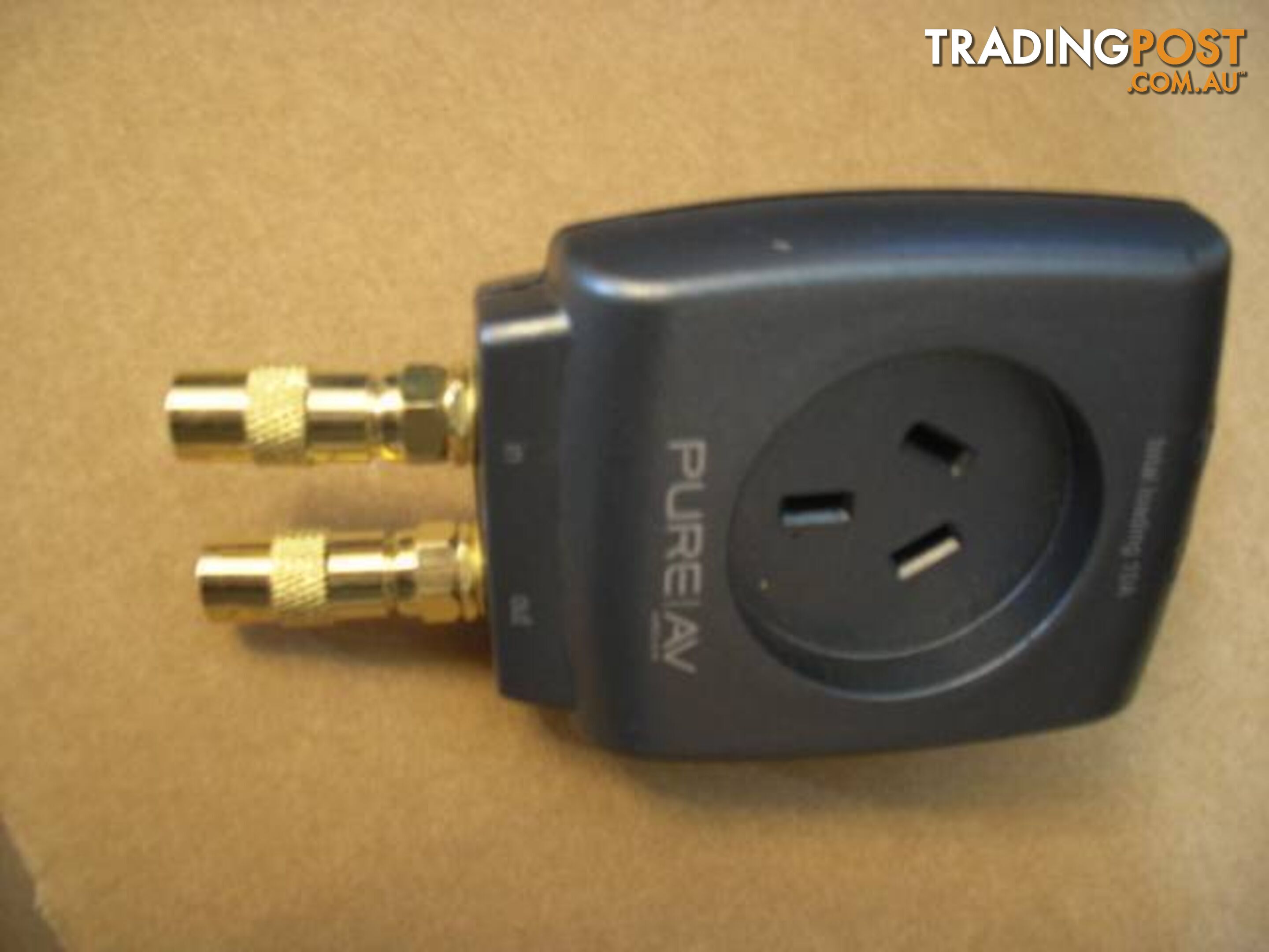 BELKIN PURE AV SURGE SPIKE PROTECTION WITH GOLD CONNECTORS