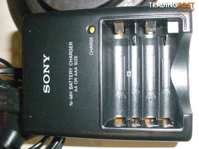 Original SONY Cyber-shot BC-CS2A BC-CS2B CHARGERPICKUP OR POSTAGE - photo 3 of 5