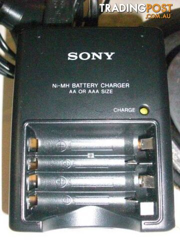 Original SONY Cyber-shot BC-CS2A BC-CS2B CHARGERPICKUP OR POSTAGE - photo 2 of 5