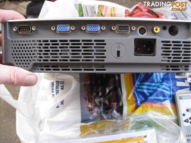Taxan KG-PV131X DLP Projector pickup 3168 call ******5372 - photo 3 of 7