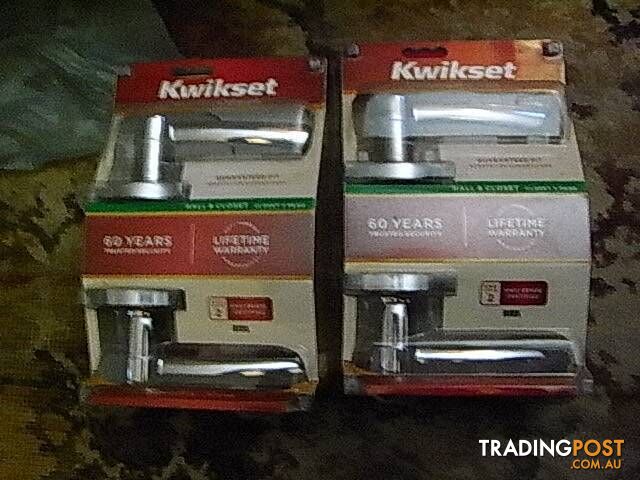 NEW KWIKSET Polished Chrome Signature Series Passage/Hall/Lever - photo 3 of 3