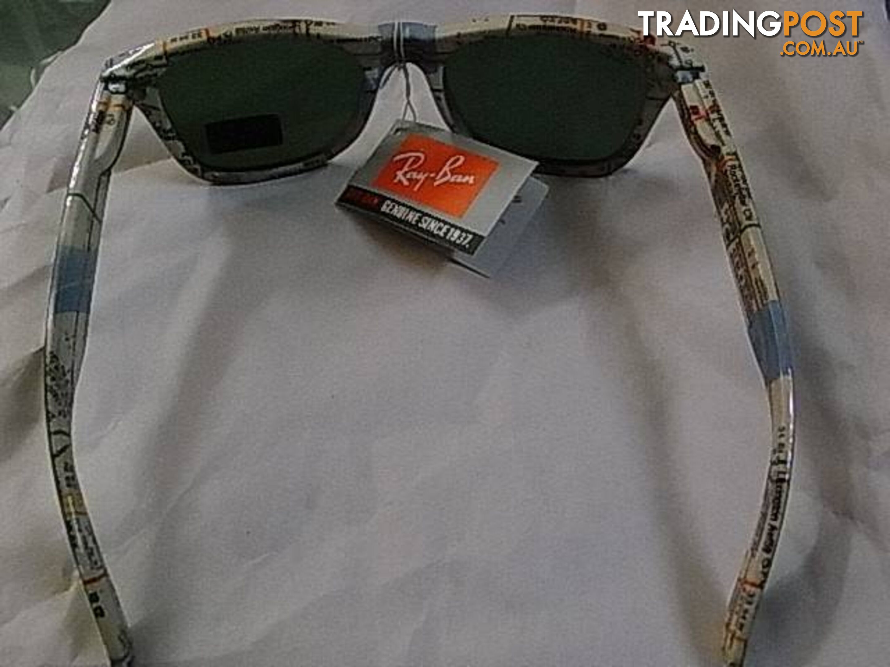 NEW RAYBAN POLARIZED SUNLESSES WAYFERER