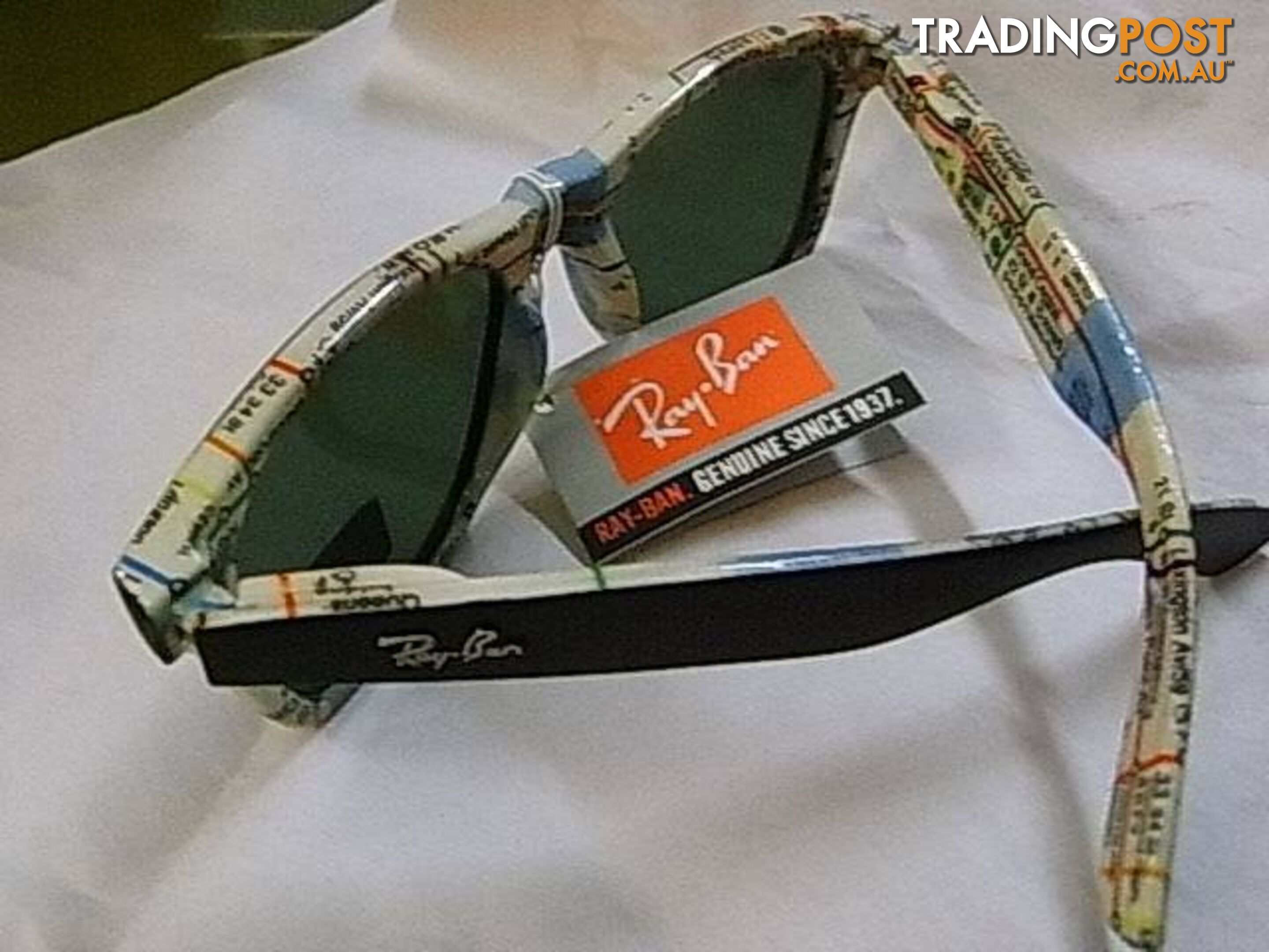 NEW RAYBAN POLARIZED SUNLESSES WAYFERER