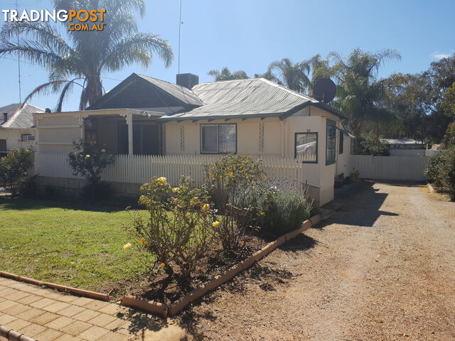 56 James Street Goomalling WA 6460