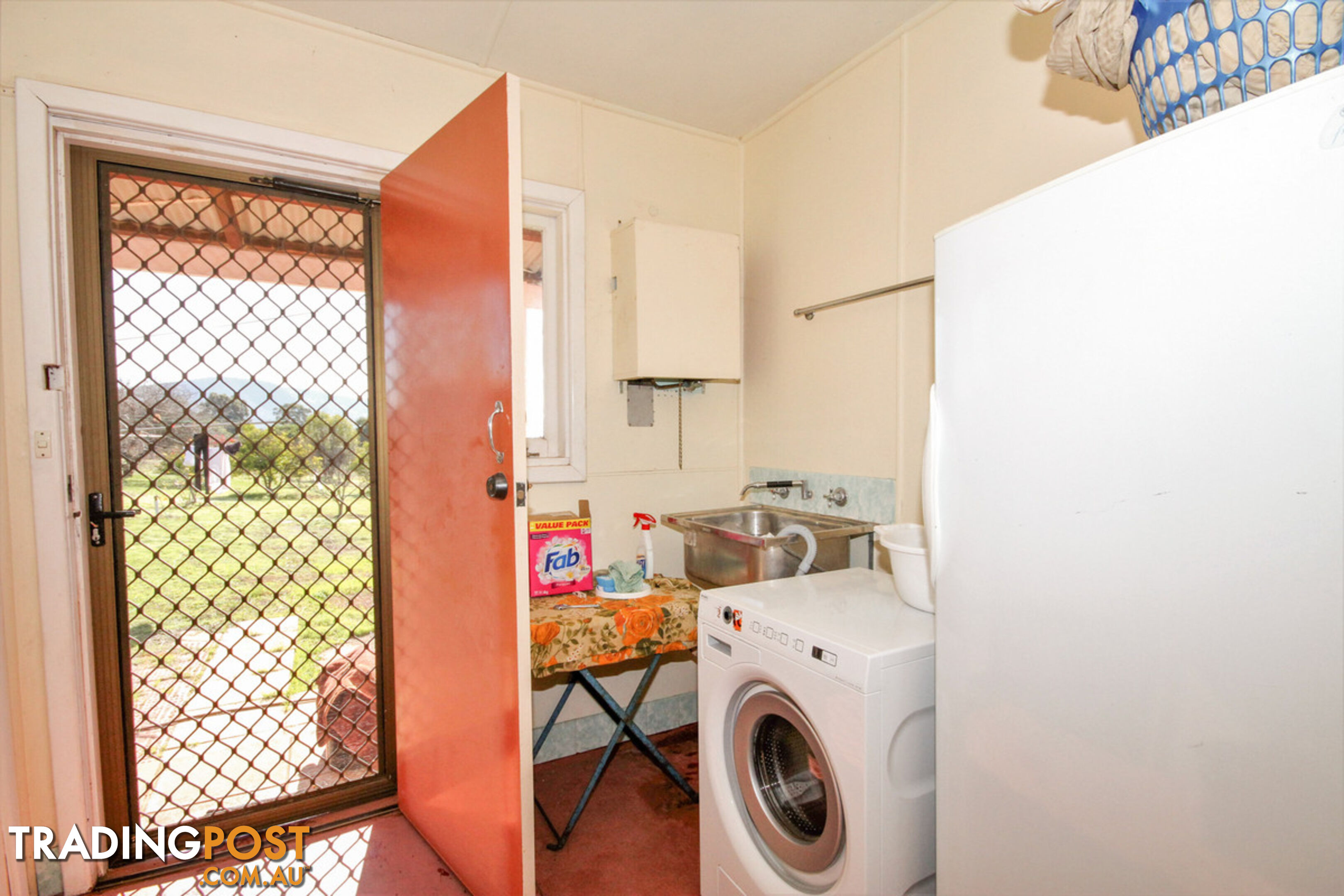 10 Dinsdale Street York WA 6302