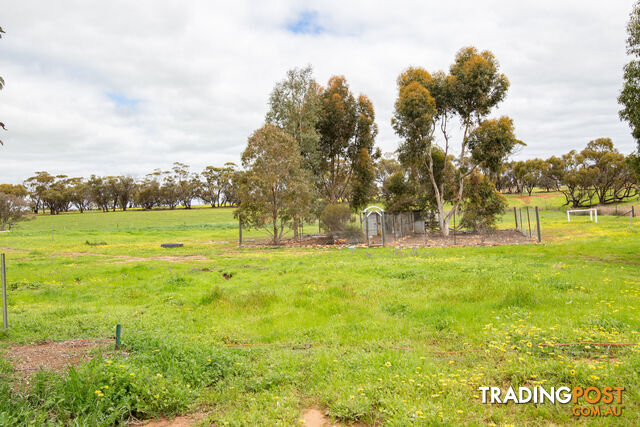 13 Walkey Close Bejoording WA 6566