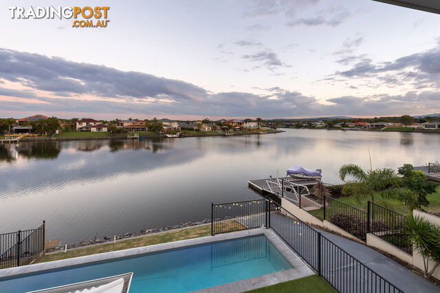 124 The Peninsula HELENSVALE QLD 4212
