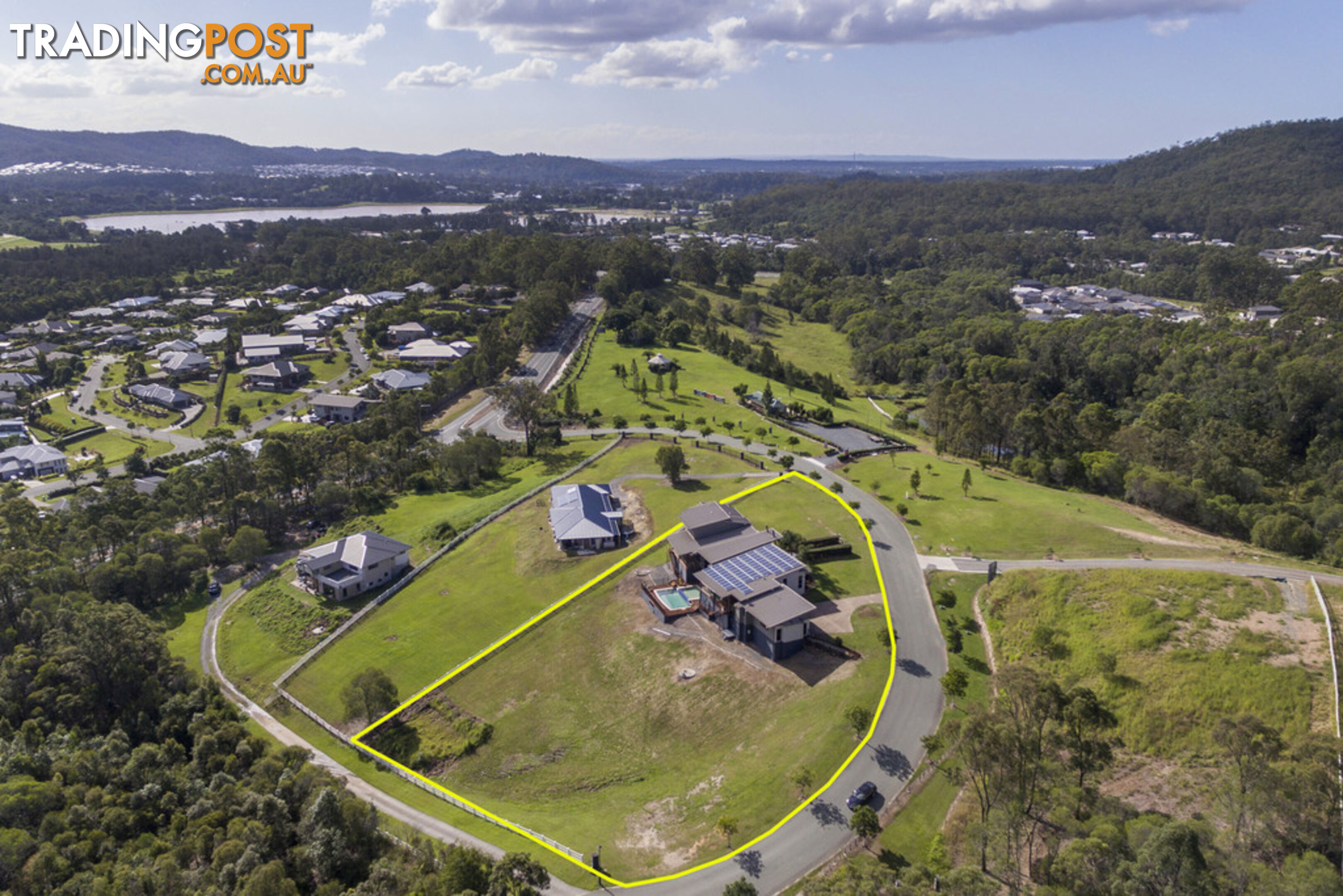 9 Huntington Drive MAUDSLAND QLD 4210