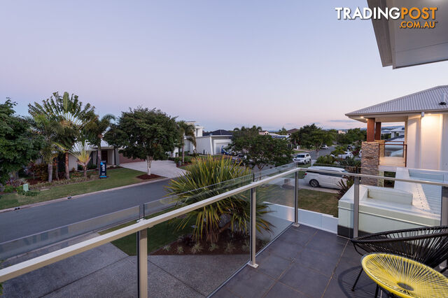 97 The Peninsula HELENSVALE QLD 4212