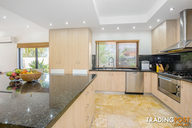 19 Tranquility Circuit HELENSVALE QLD 4212