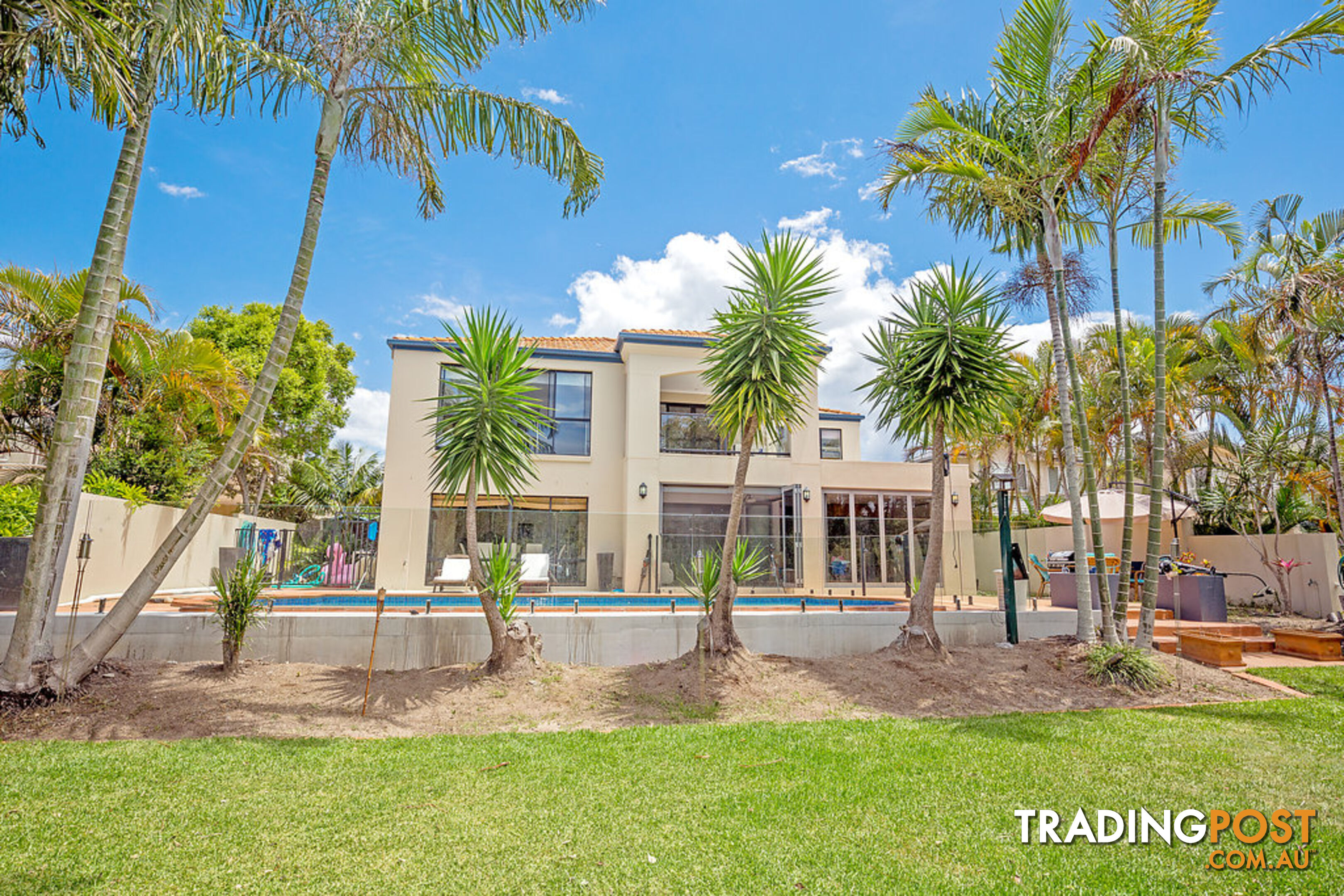 19 Tranquility Circuit HELENSVALE QLD 4212