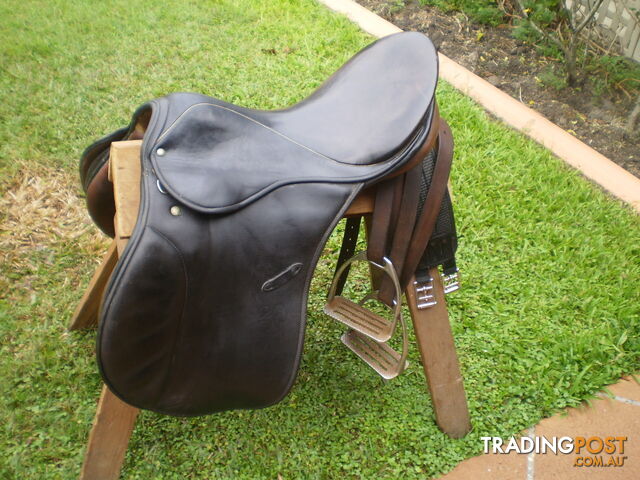 Stubben 16" Saddle