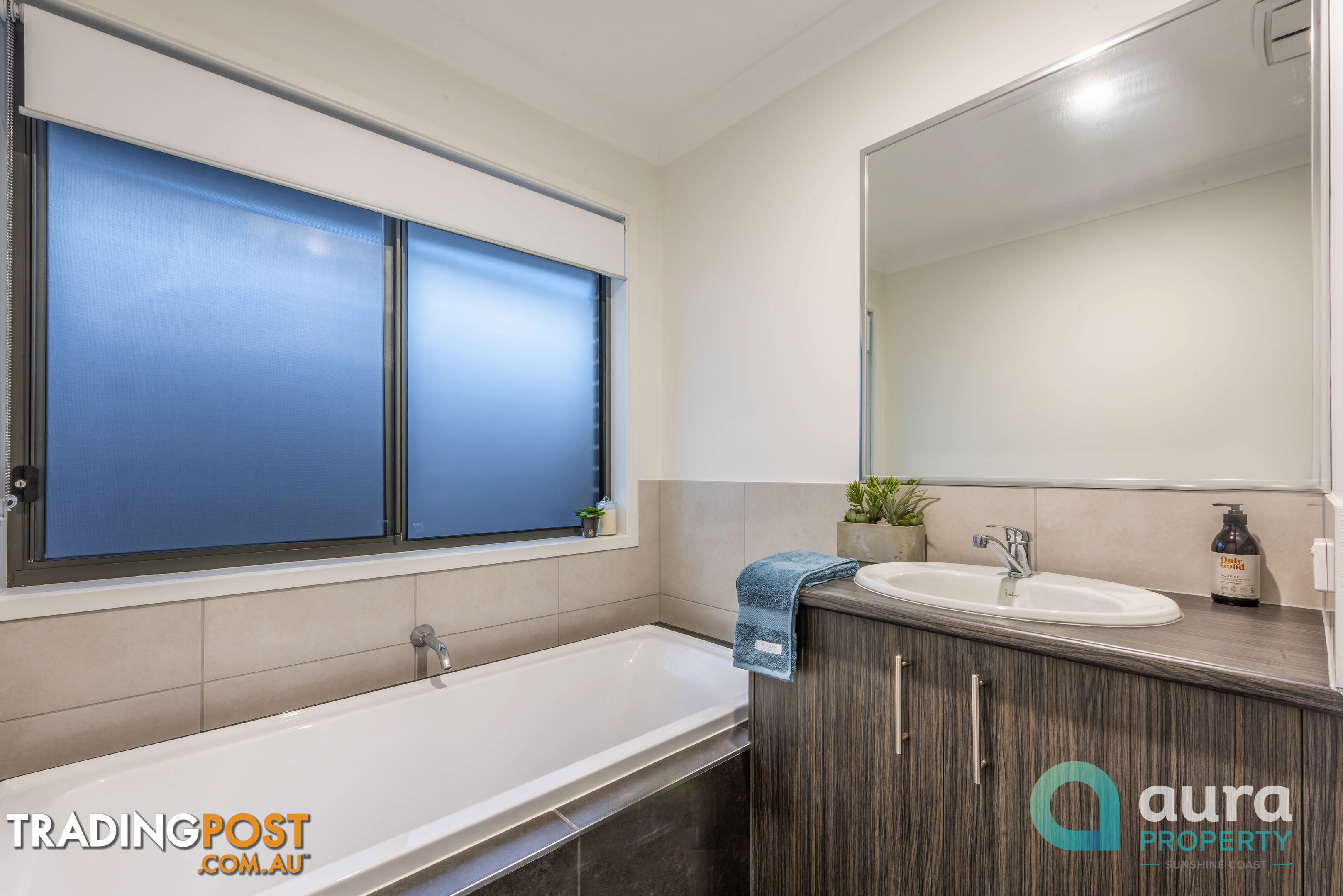 25 Jade Cres Caloundra West QLD 4551