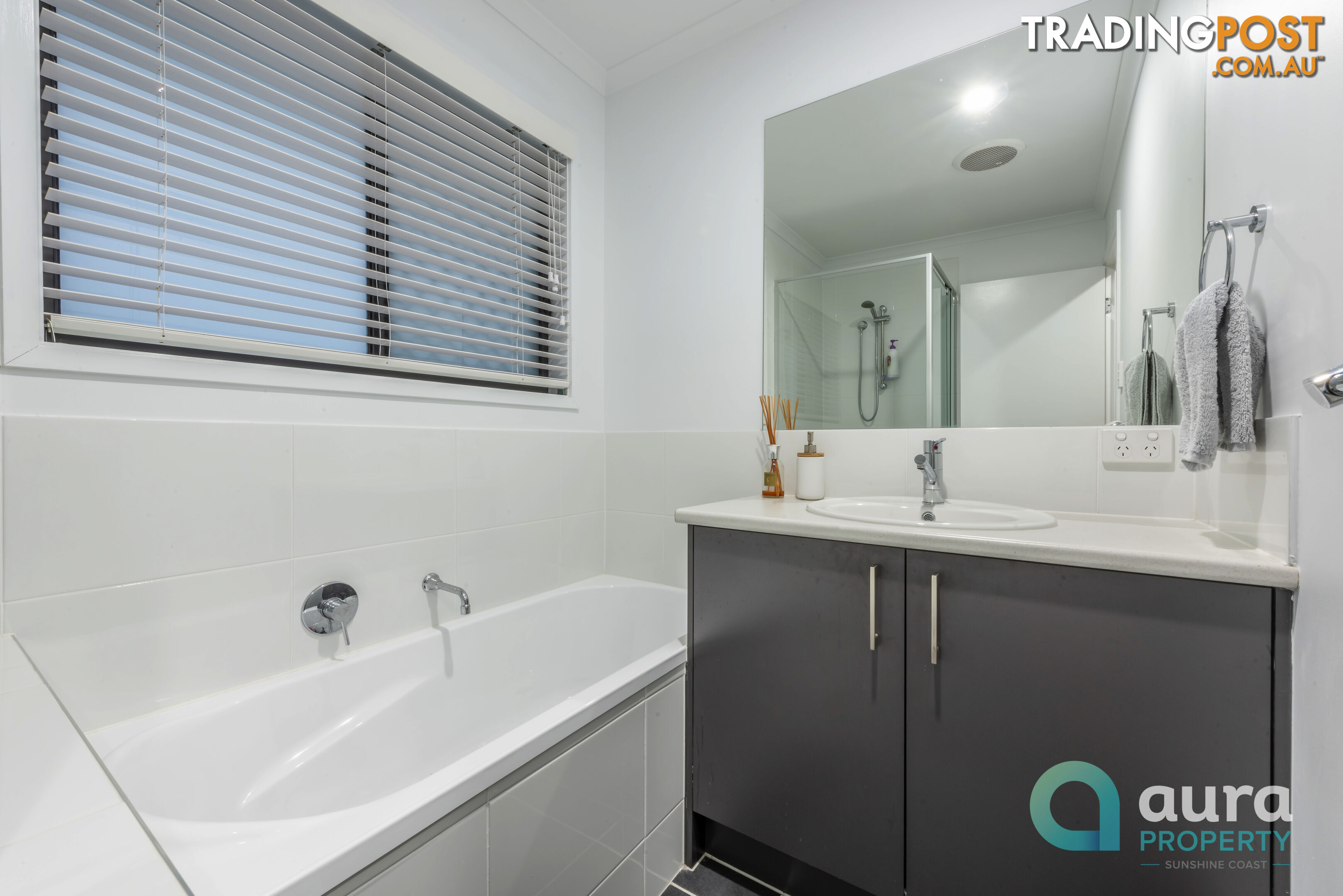 27 Dunlop St Caloundra West QLD 4551