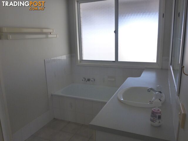 20 Yango Street Pacific Paradise QLD 4564