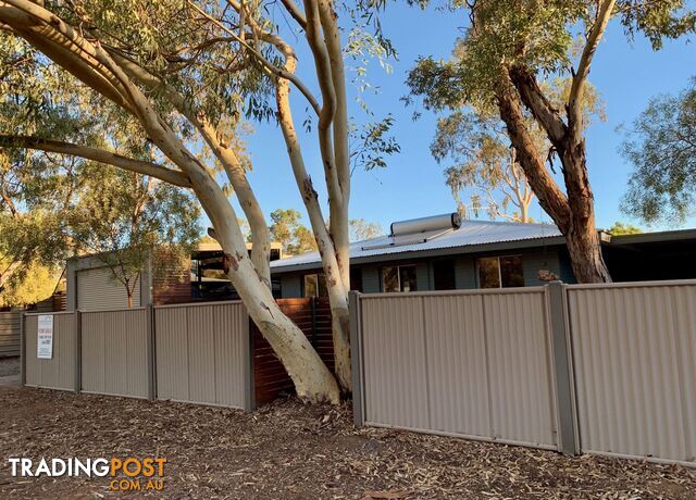 110 Kurrajong Drive East Side NT 0870