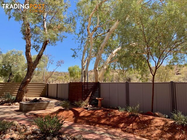 110 Kurrajong Drive East Side NT 0870