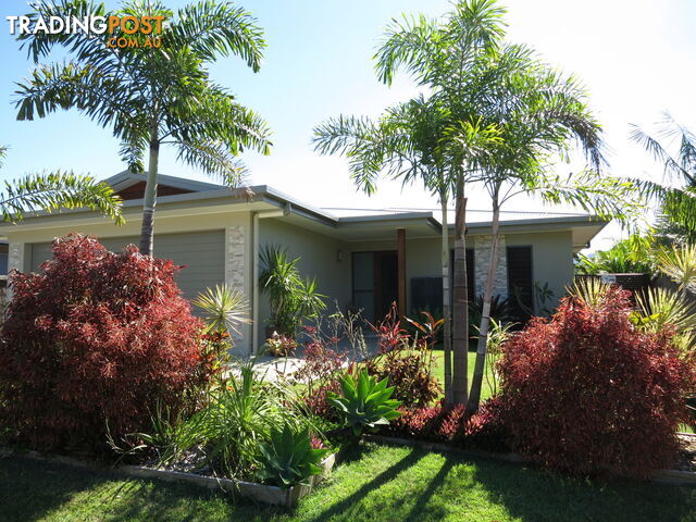 25 Waite Creek Court CANNONVALE QLD 4802