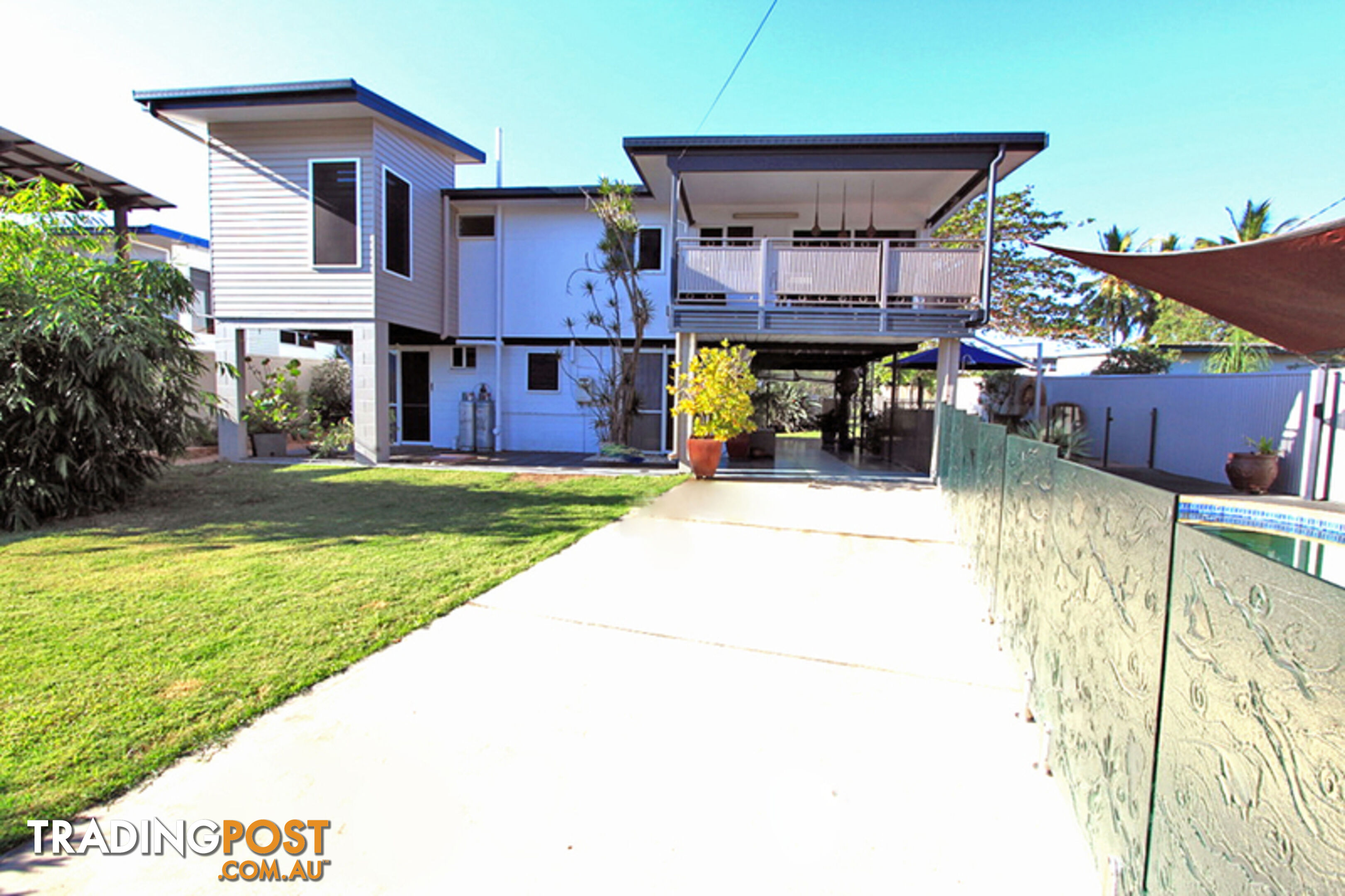 24 Reef Street SAUNDERS BEACH QLD 4818