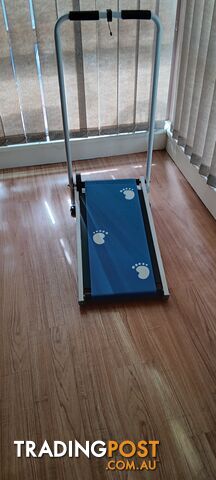 Foldable walking treadmill