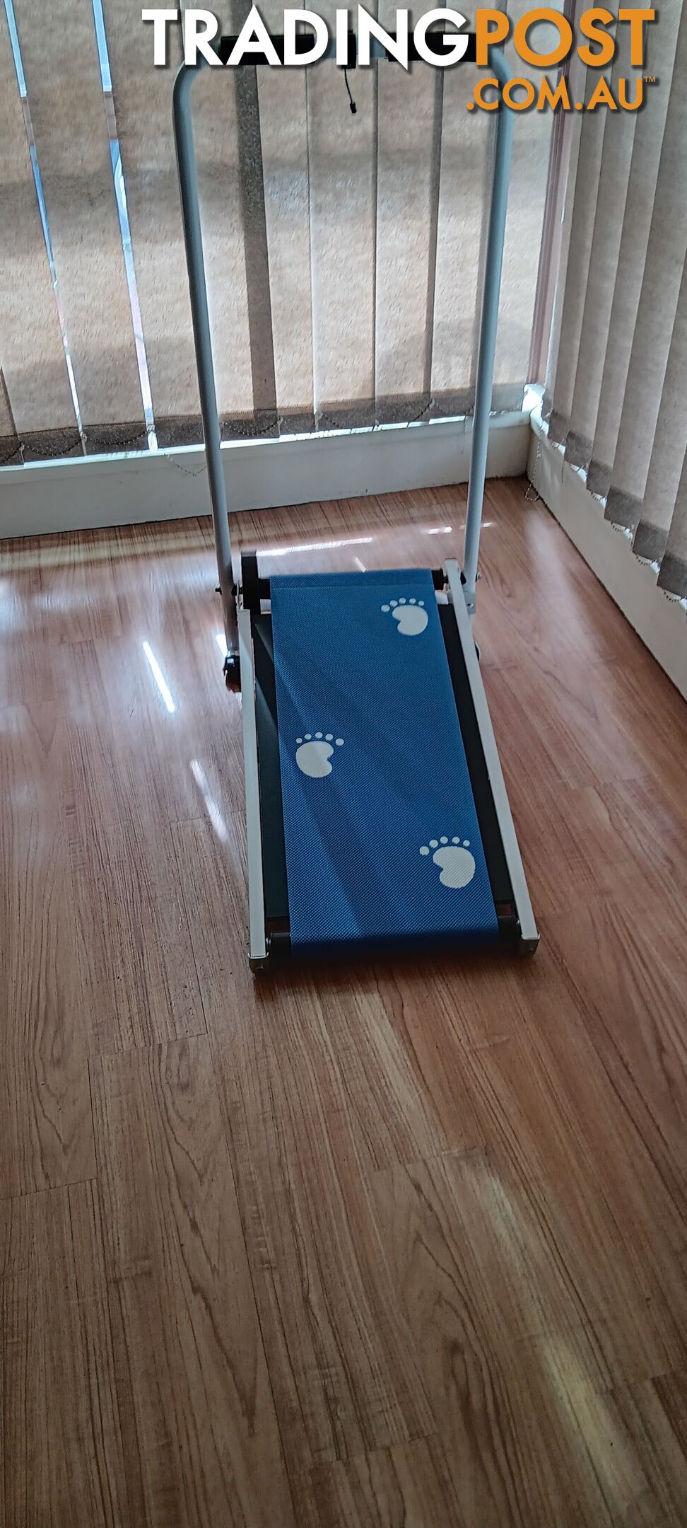 Foldable walking treadmill