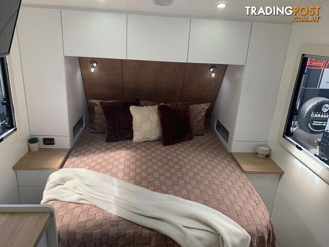 2026 Urban Caravans X-Terrain 18'9 L-Shape Lounge - photo 5 of 7