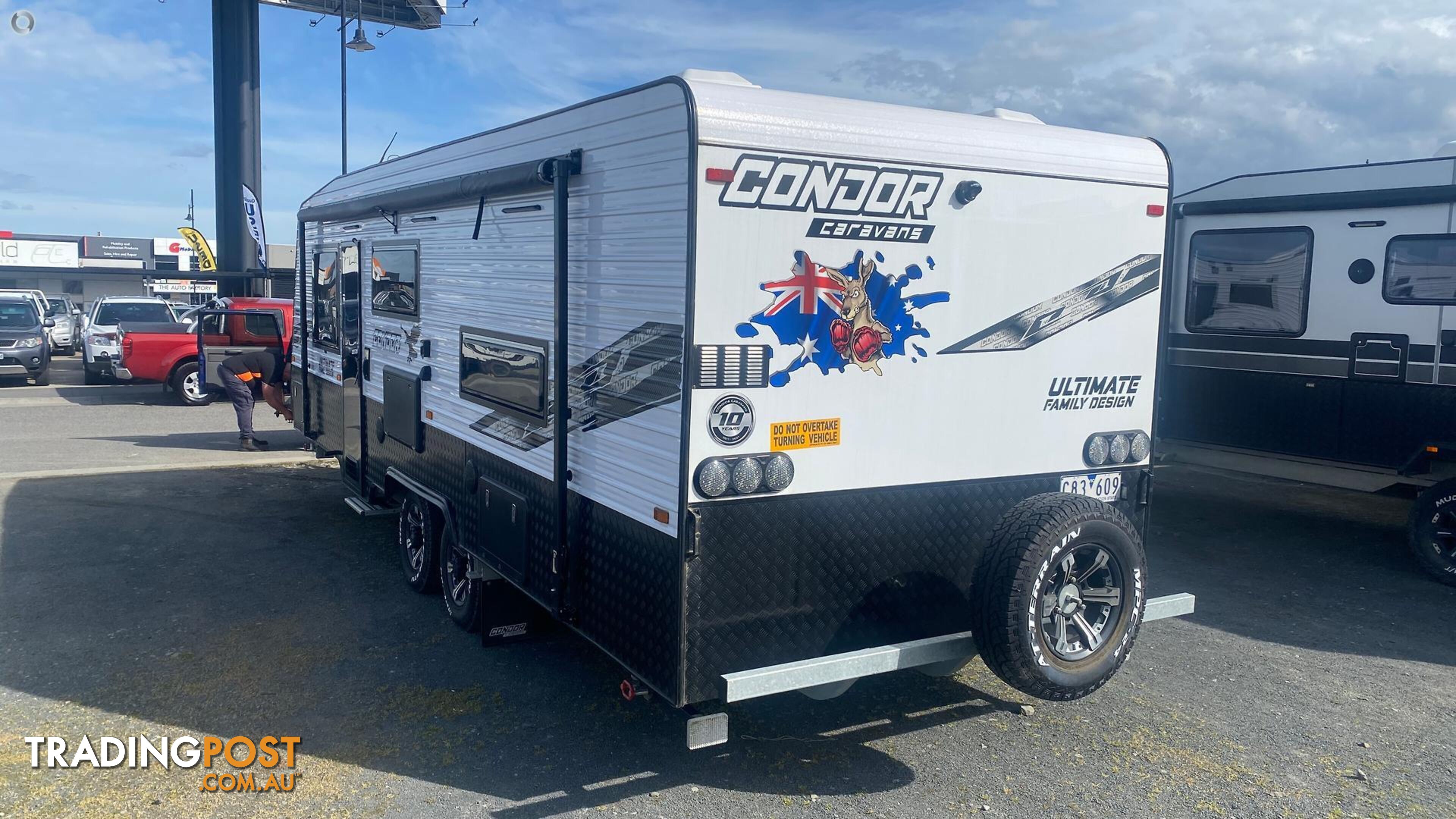 2021 Condor Ultimate Family Quad Bunk