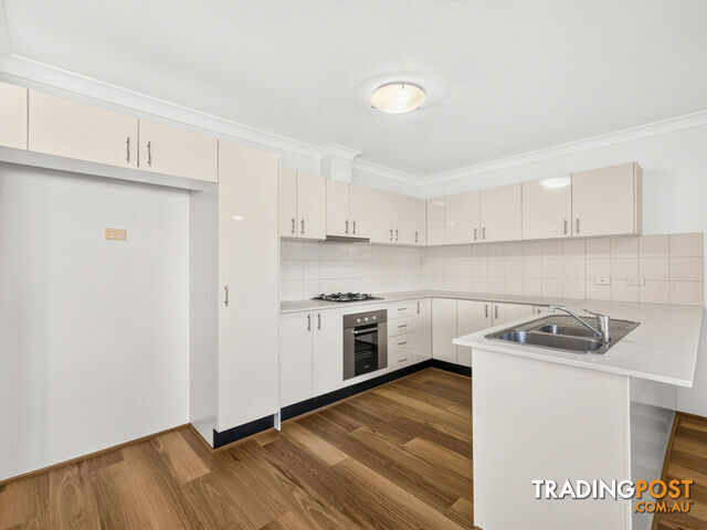 4/104 Brown Street EAST PERTH WA 6004 - photo 4 of 18