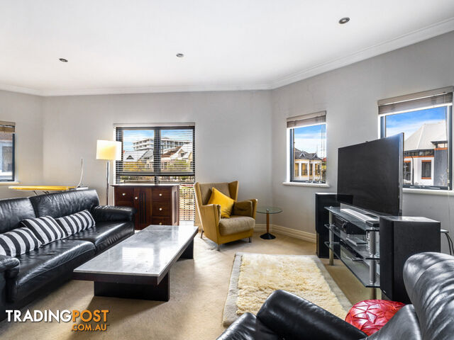 17 Old Belvidere Promenade EAST PERTH WA 6004