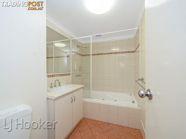 2/27 Eastbrook Terrace EAST PERTH WA 6004