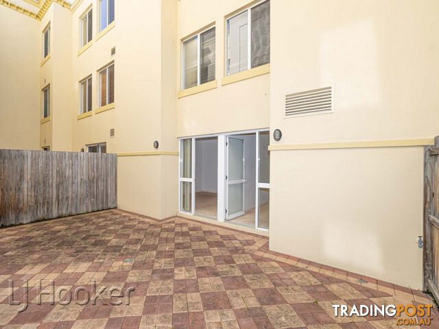 2/27 Eastbrook Terrace EAST PERTH WA 6004