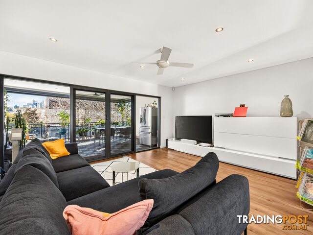3/32 Trafalgar Road EAST PERTH WA 6004 - photo 2 of 25