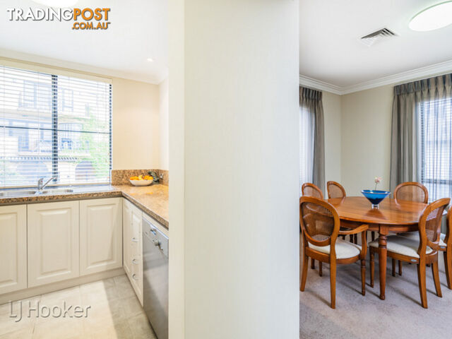 12/25 Haig Park Circle EAST PERTH WA 6004