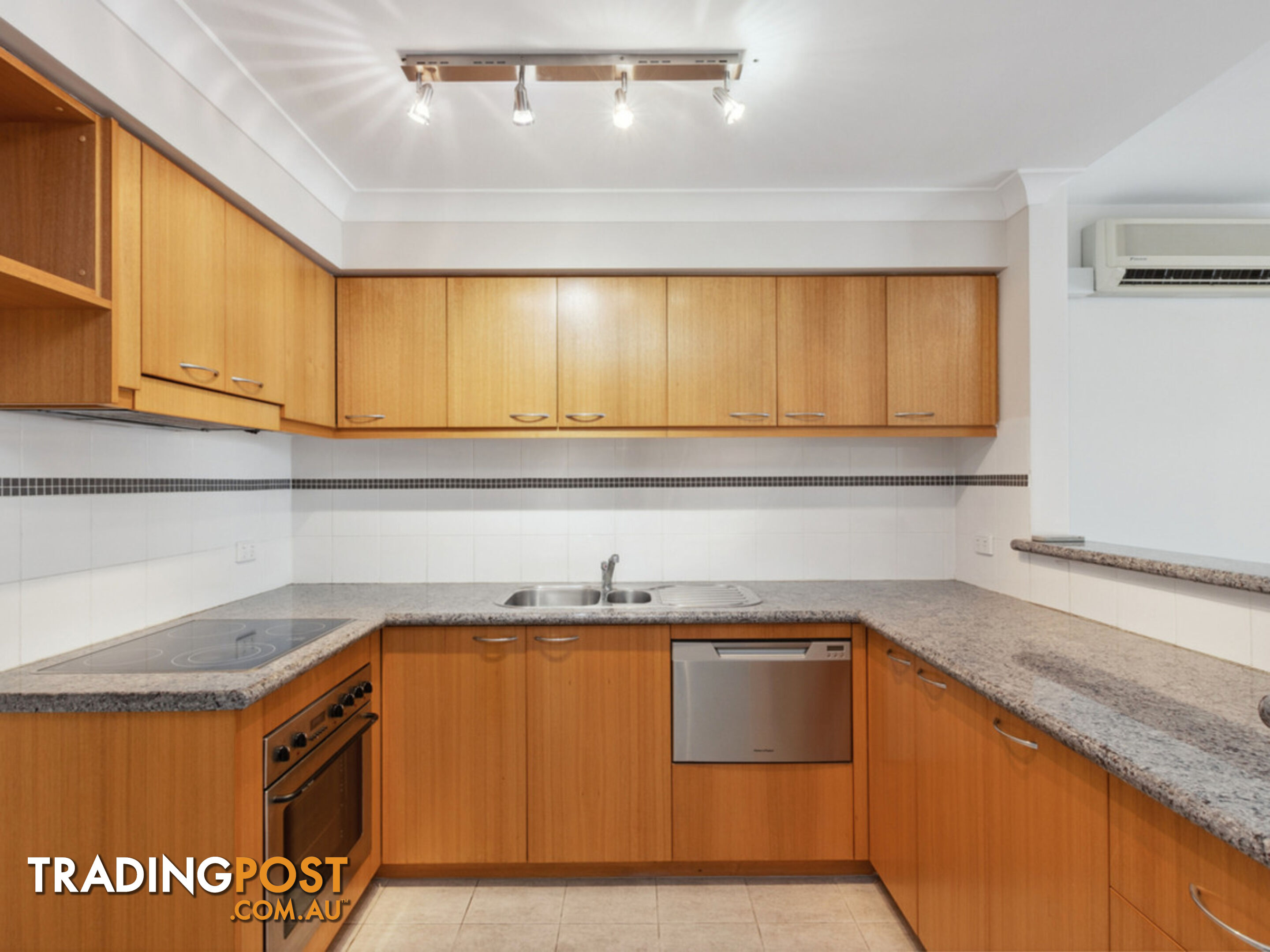 34/128 Mounts Bay Road PERTH WA 6000