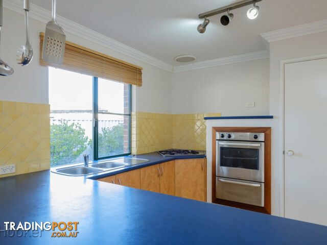 17 Klem Avenue REDCLIFFE WA 6104