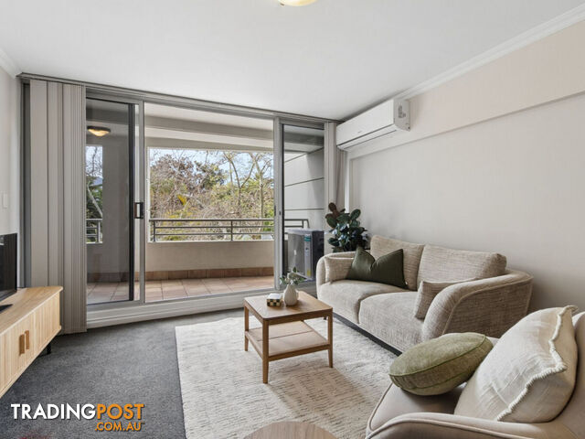 9/134 Mounts Bay Road PERTH WA 6000 - photo 2 of 18