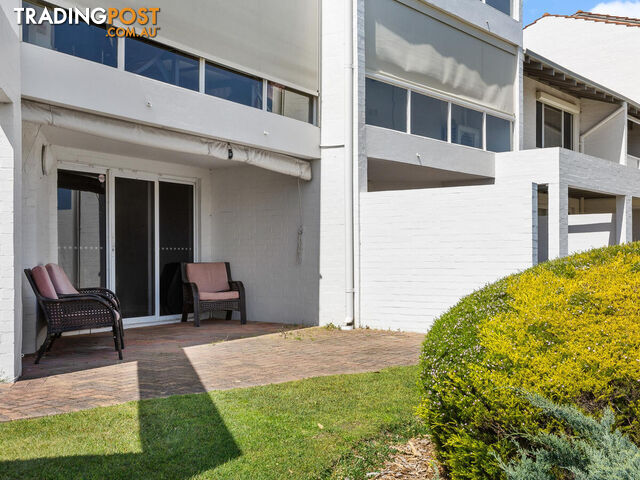 2/18 Fogerthorpe Crescent MAYLANDS WA 6051