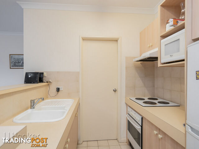 28/11 Regal Place EAST PERTH WA 6004