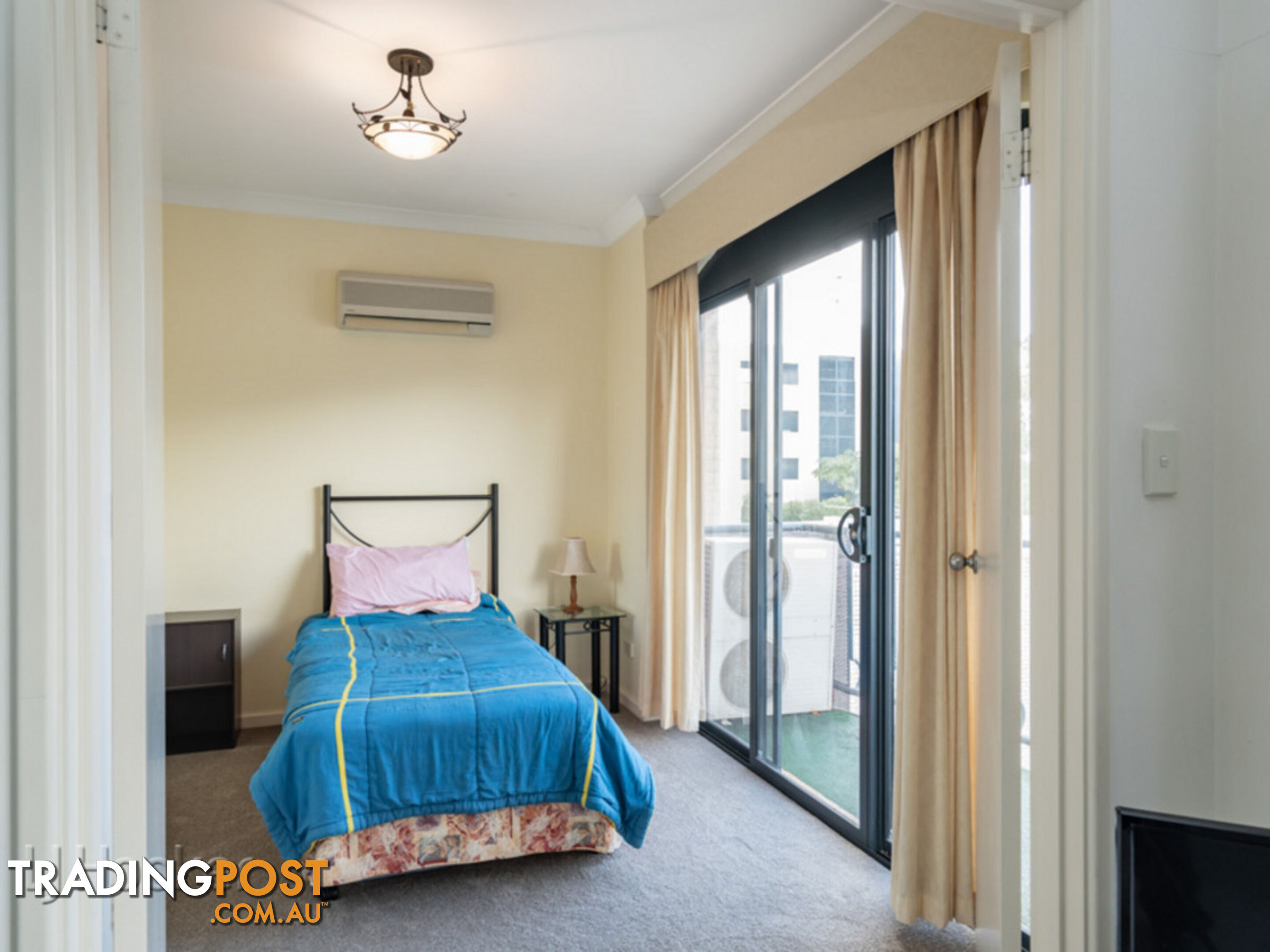 28/11 Regal Place EAST PERTH WA 6004