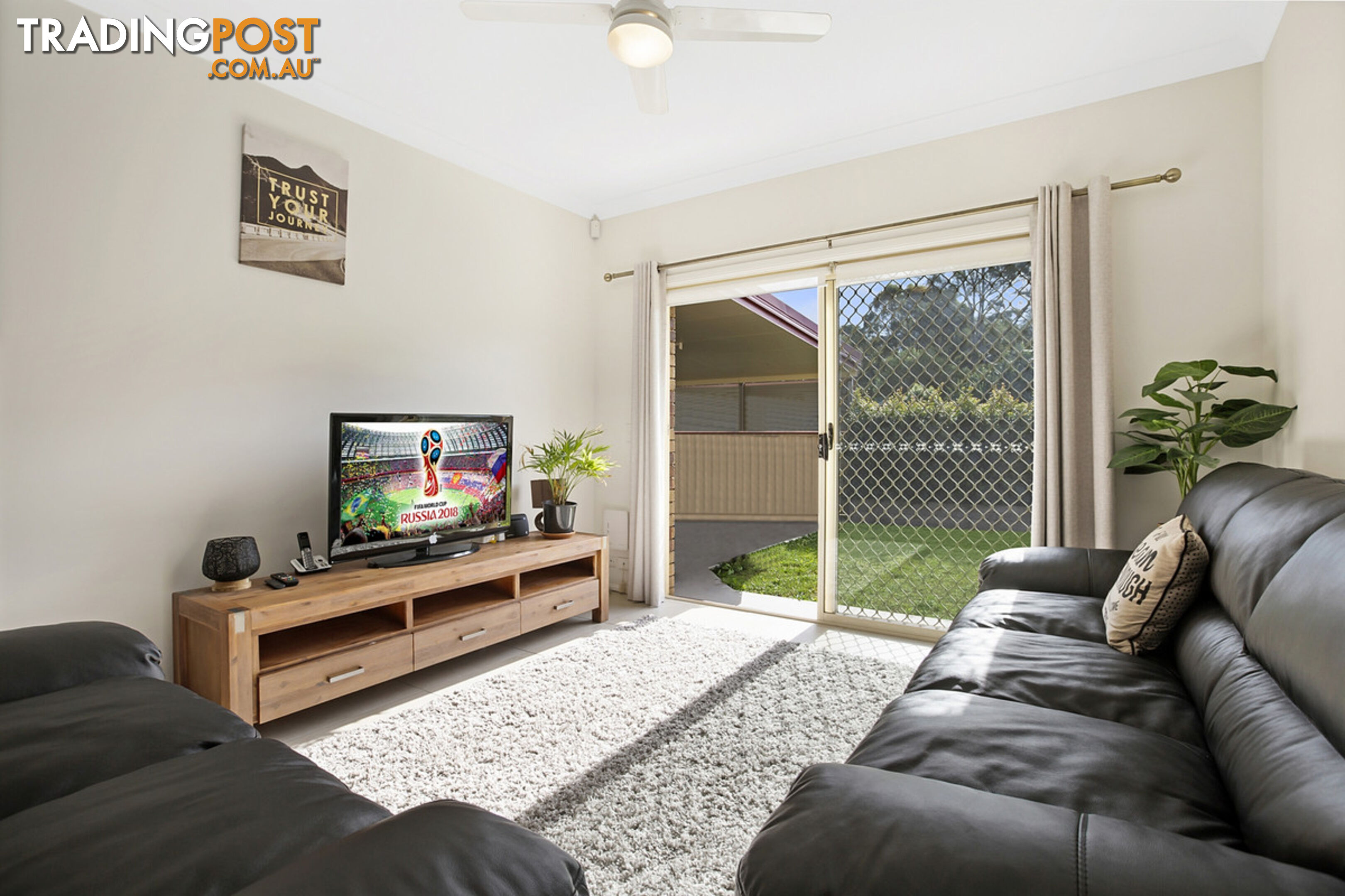 8 Karri Court VICTORIA POINT QLD 4165