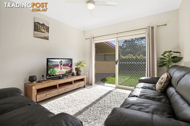 8 Karri Court VICTORIA POINT QLD 4165