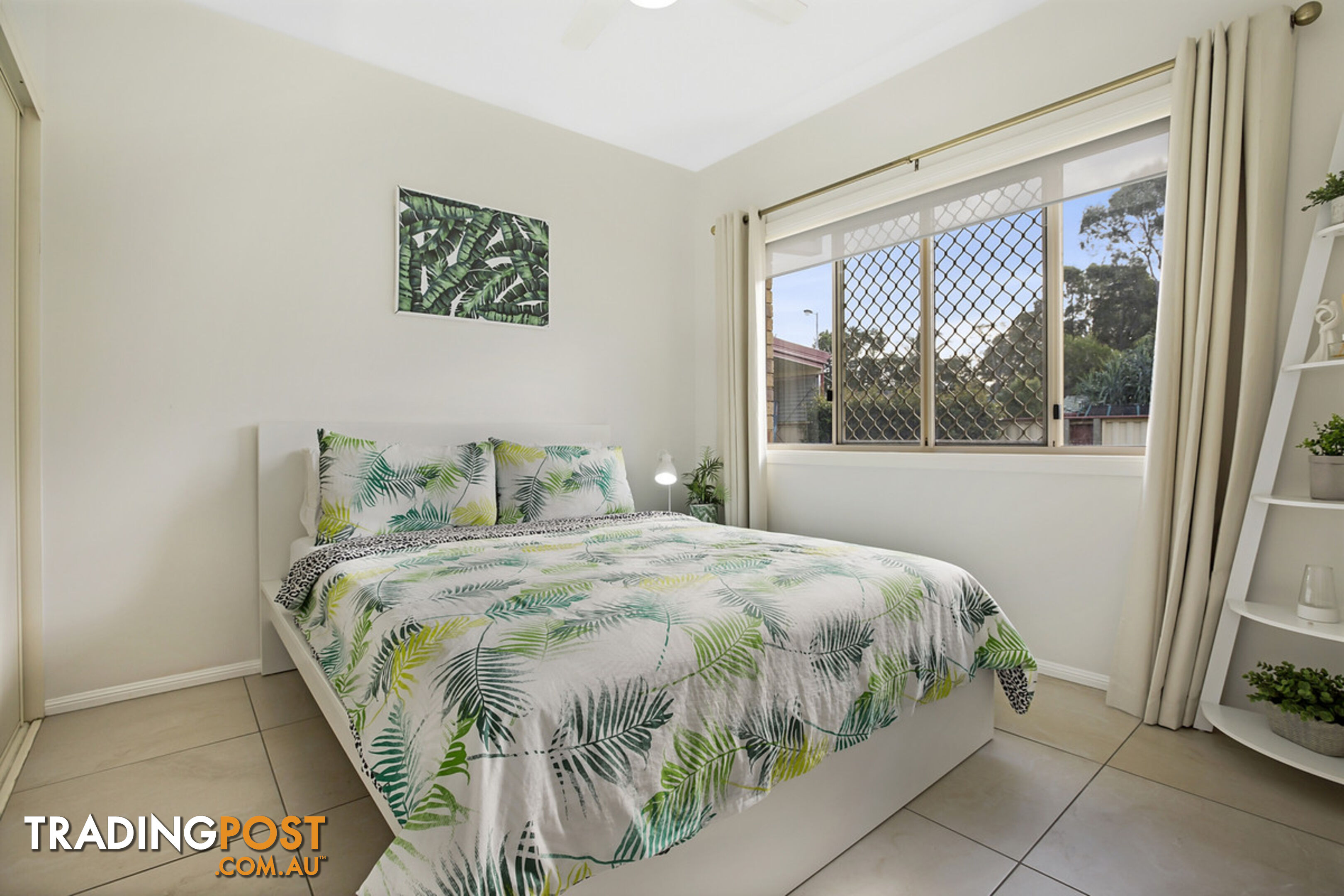 8 Karri Court VICTORIA POINT QLD 4165