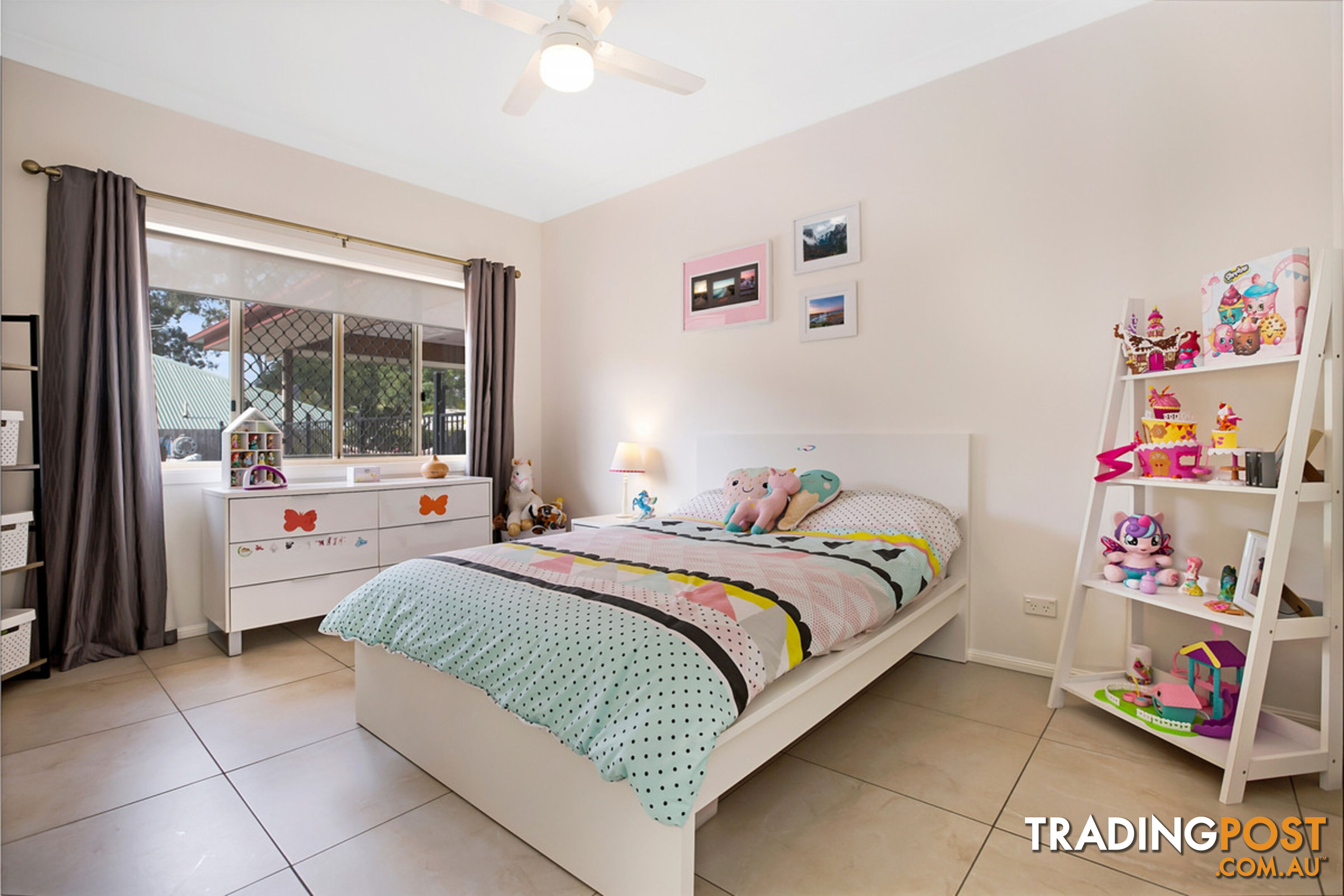 8 Karri Court VICTORIA POINT QLD 4165