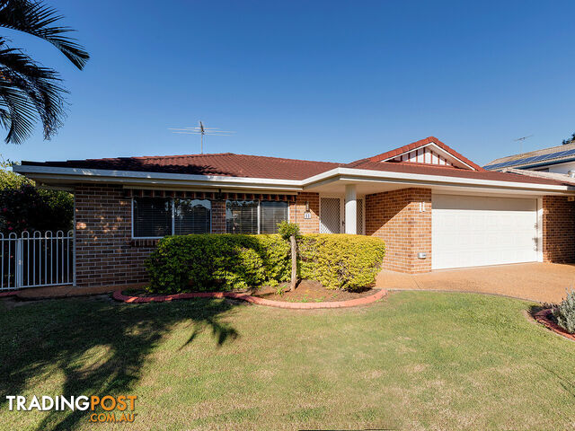 11 Trafalgar Drive VICTORIA POINT QLD 4165