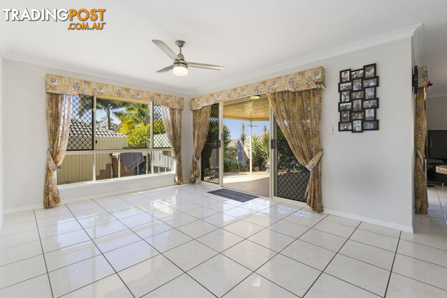 37 Attenborough Circuit REDLAND BAY QLD 4165